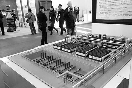 天津膜天膜生產(chǎn)設(shè)備模型亮相京城，展示前沿技術(shù)開(kāi)發(fā)成果